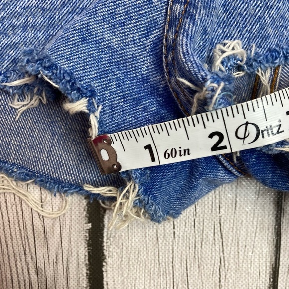 Vintage Rio by Stephen Mardon Jean Shorts - Picture 6 of 11